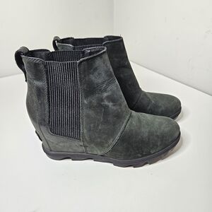 Sorel Joan of Arctic Wedge Chelsea Bootie Boots Boot In Black Suede Women's 8.5